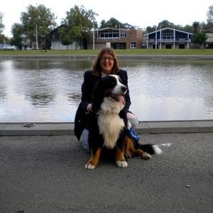 Meet your Posher, Leshia